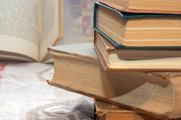 一个小土坡的标志