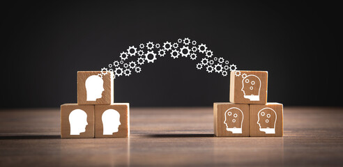 一个小土坡的标志