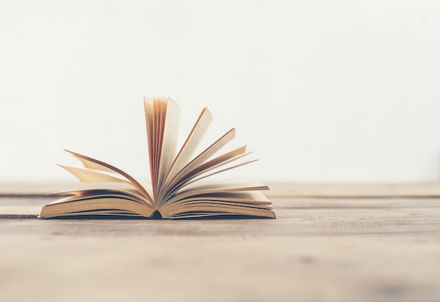 车辆温度传感器坏了有什么特征？