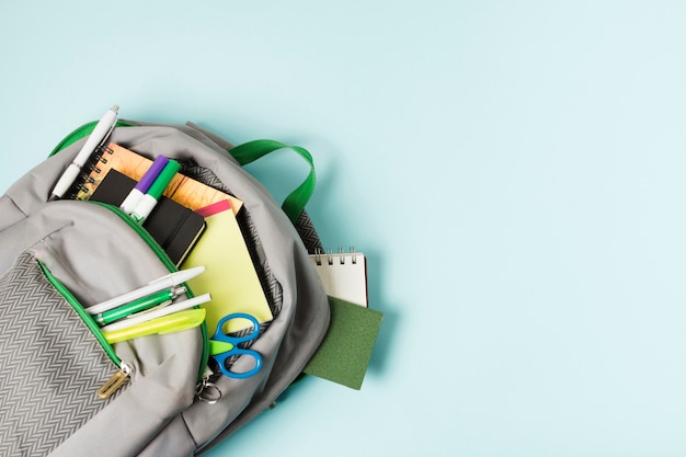 一个小土坡的标志