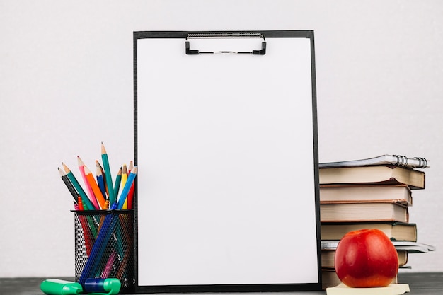 车辆温度传感器坏了有什么特征？